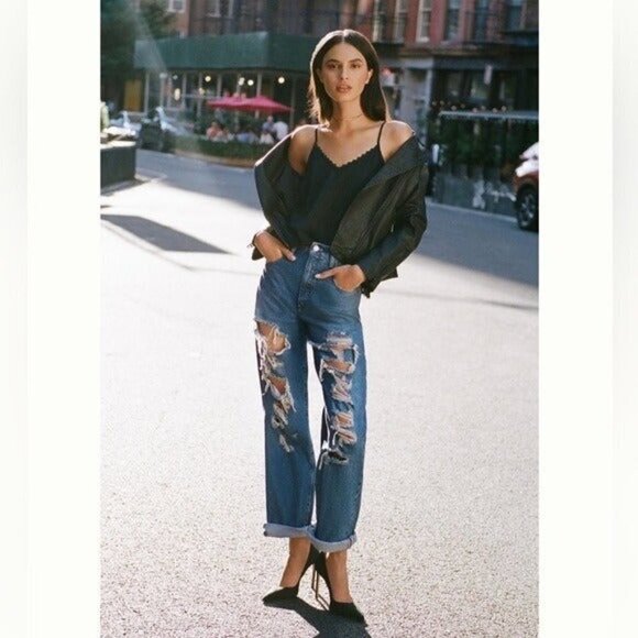 ANTHROPOLOGIE Pilcro The Joey High Rise Destroyed Straight Jean Size 29 NEW $140 - Picture 1 of 12